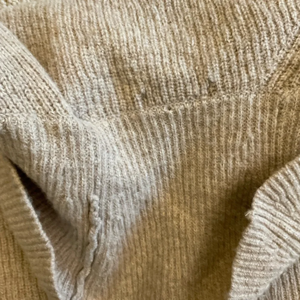 ✨ 🍂 Tahari Beige Women’s Turtleneck Sweater Merino Wool Cotton Blend Sz L - Picture 9 of 9